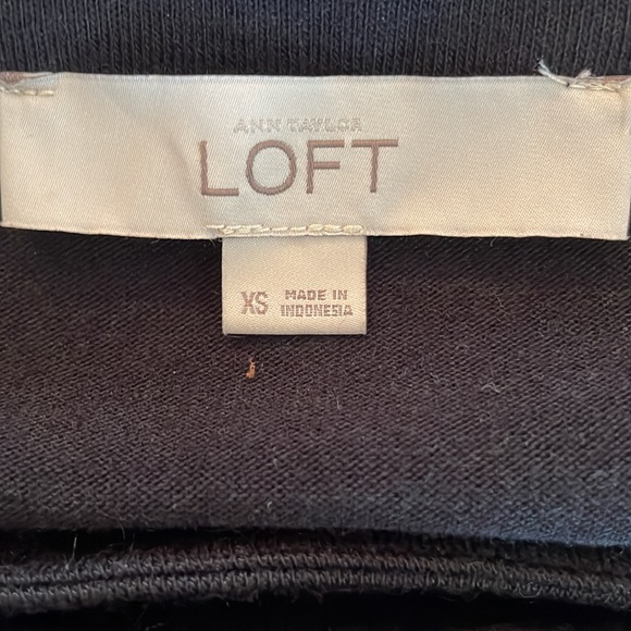 Loft Blouse Back Black Top Size XS - Picture 4 of 4